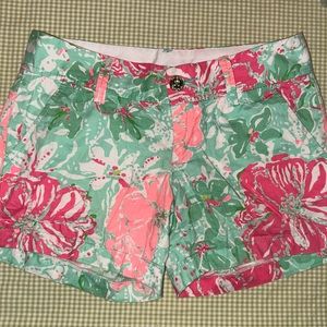 Lilly Pulitzer pink and green shorts size 00
